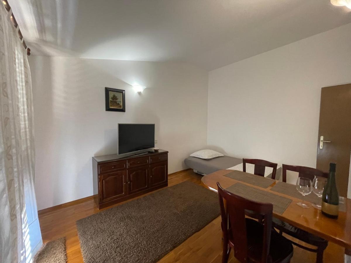 Apartment Jurasovic 마카르스카 객실 사진